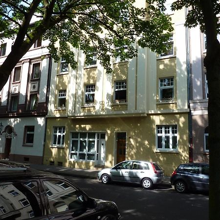 Lessing-Apartment Düsseldorf Buitenkant foto