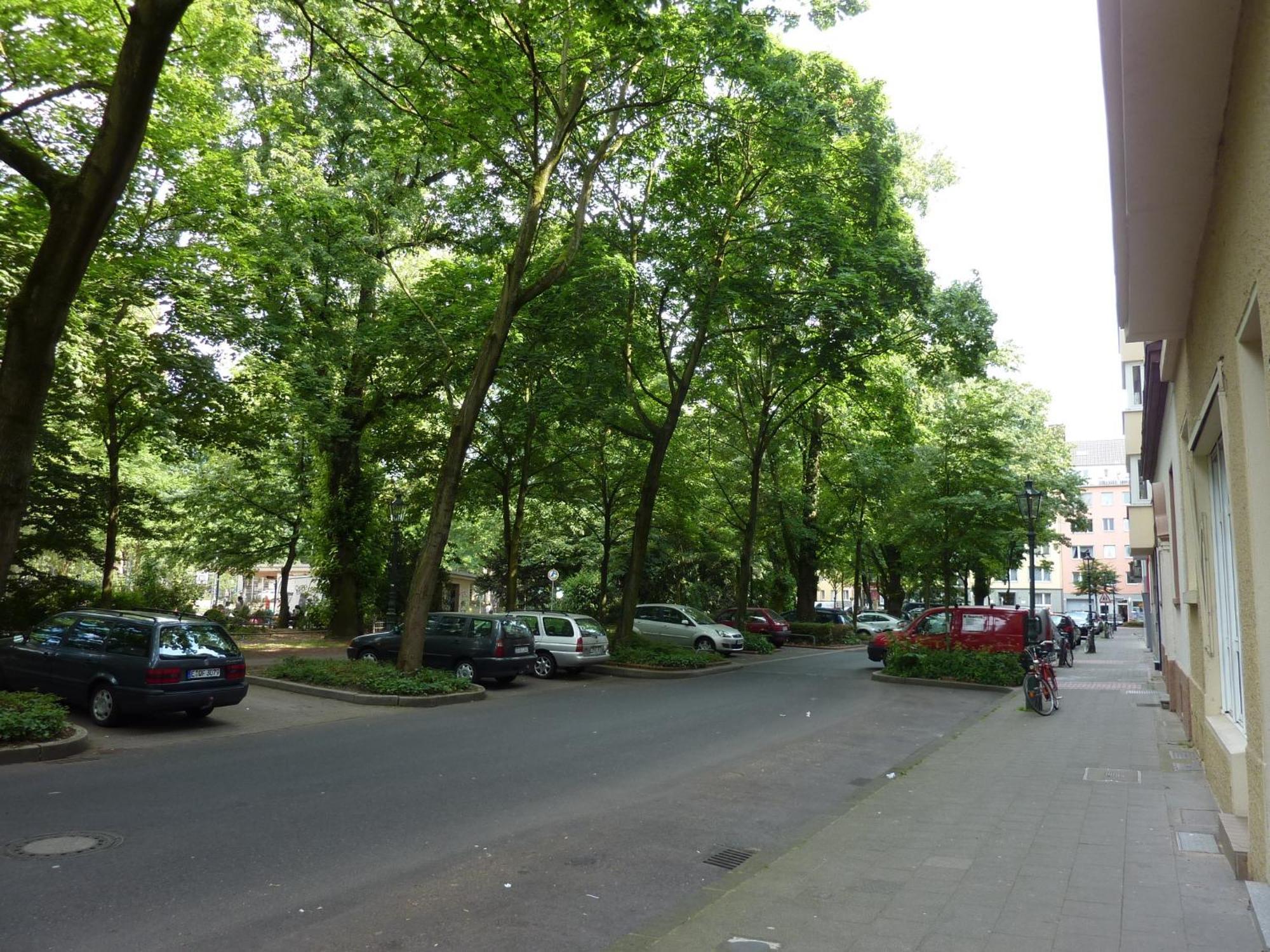 Lessing-Apartment Düsseldorf Buitenkant foto