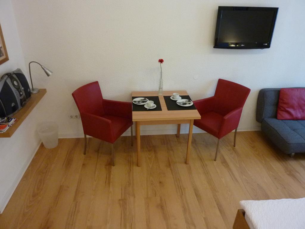 Lessing-Apartment Düsseldorf Buitenkant foto