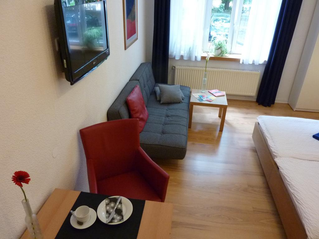 Lessing-Apartment Düsseldorf Buitenkant foto