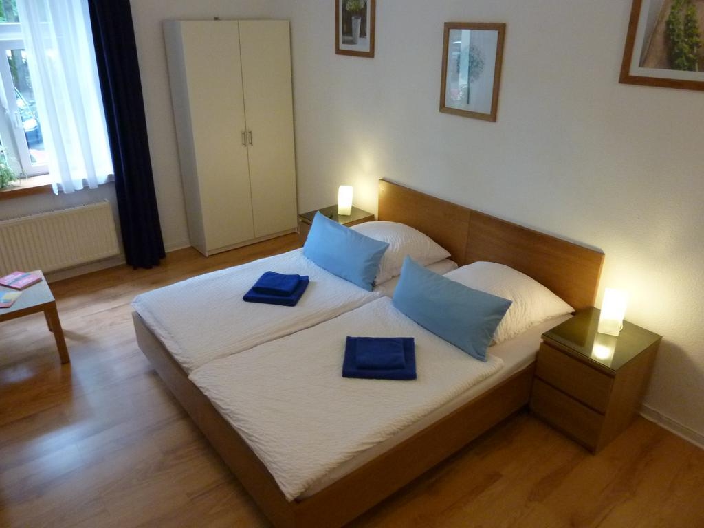 Lessing-Apartment Düsseldorf Buitenkant foto