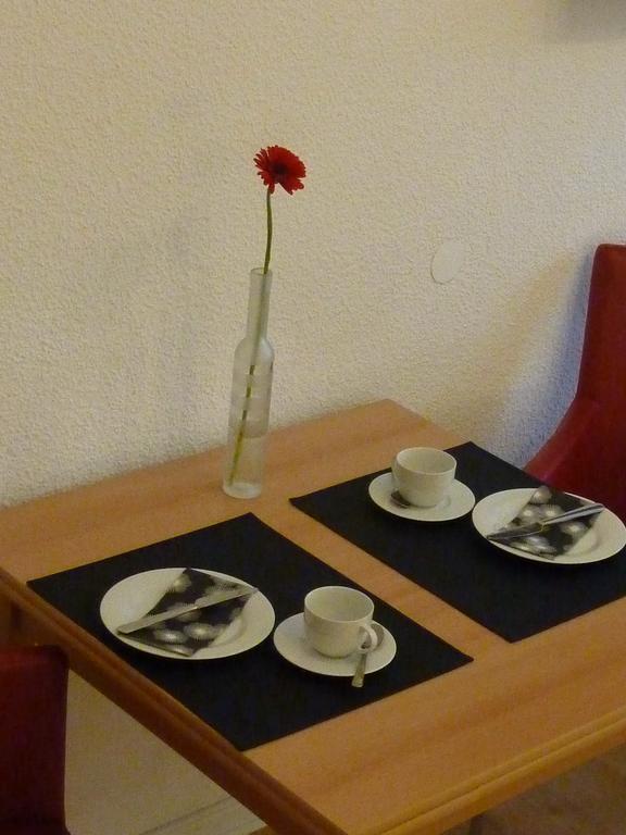Lessing-Apartment Düsseldorf Buitenkant foto