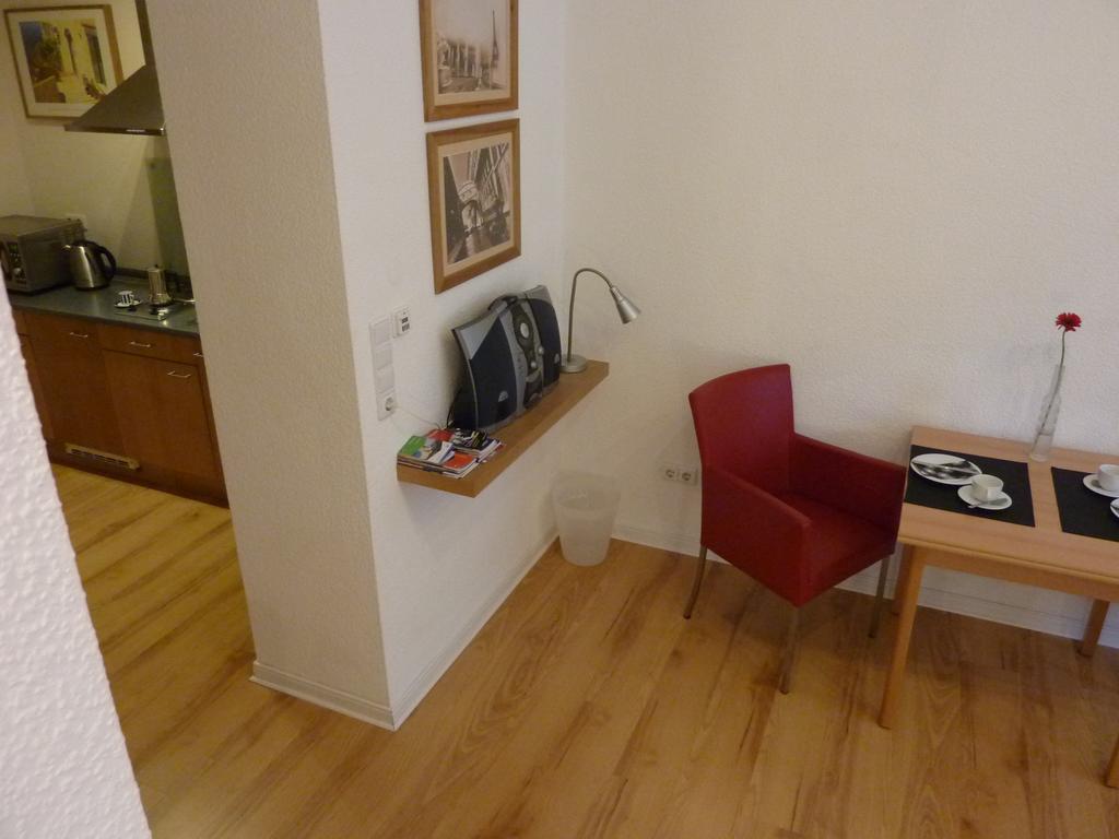 Lessing-Apartment Düsseldorf Buitenkant foto