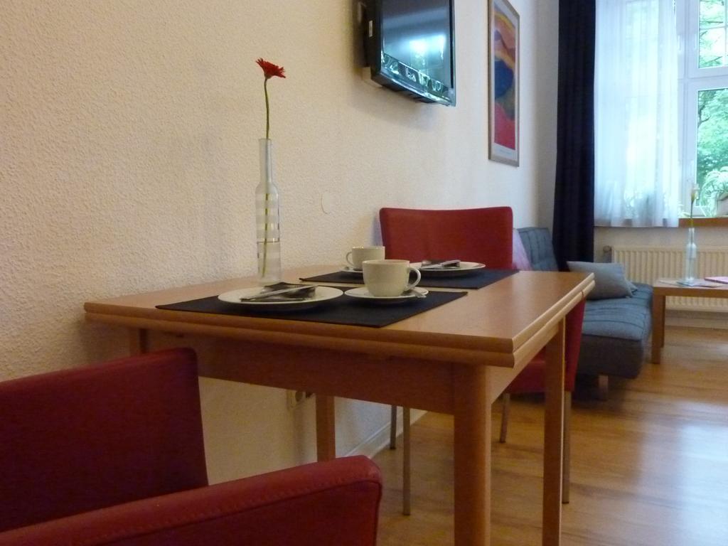 Lessing-Apartment Düsseldorf Buitenkant foto