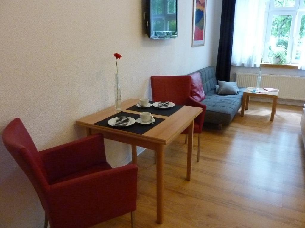 Lessing-Apartment Düsseldorf Buitenkant foto