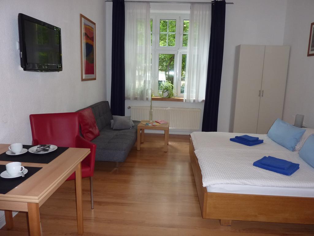 Lessing-Apartment Düsseldorf Buitenkant foto